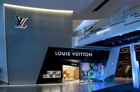 louis vuitton vegas|Louis Vuitton vegas locations.